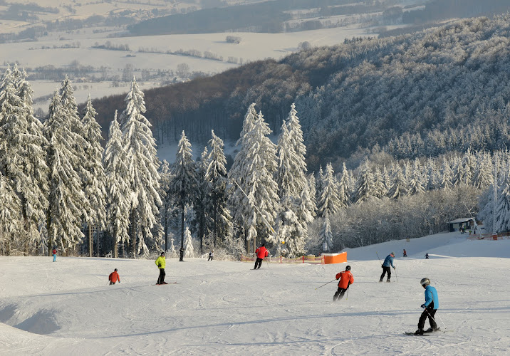 Find a ski Instructor in Gersfeld Ski- und Rodelarena Wasserkuppe Find a ski Instructor in Gersfeld Ski- und Rodelarena Wasserkuppe