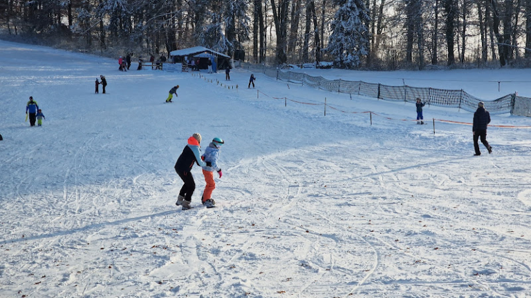 Find a ski Instructor in Landsberied Ski-Club Lift Fürstenfeldbruck in Landsberied Find a ski Instructor in Landsberied Ski-Club Lift Fürstenfeldbruck in Landsberied