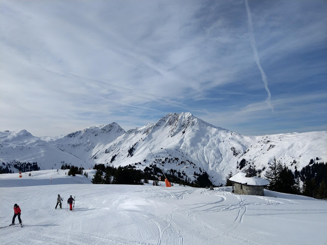 Find a ski Instructor in Unterhaching Skiclub Hachingertal e.V. Find a ski Instructor in Unterhaching Skiclub Hachingertal e.V.